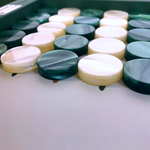 Pions de backgammon en acetate nacrés - Ivoire / Vert - Pions de backgammon cadeau bel objet - Rouge et Noir