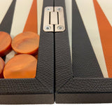 Backgammon en Cuir véritable MM - Noir / Orange - Renzo Romagnoli - Backgammon en cuir - Rouge et Noir