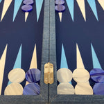 Backgammon Hector Saxe - Jeans Bleu Clair - Grand - Backgammon en cuir vegan - Rouge et Noir
