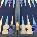 Backgammon Hector Saxe - Jeans Bleu Clair - Grand - Backgammon en cuir vegan - Rouge et Noir