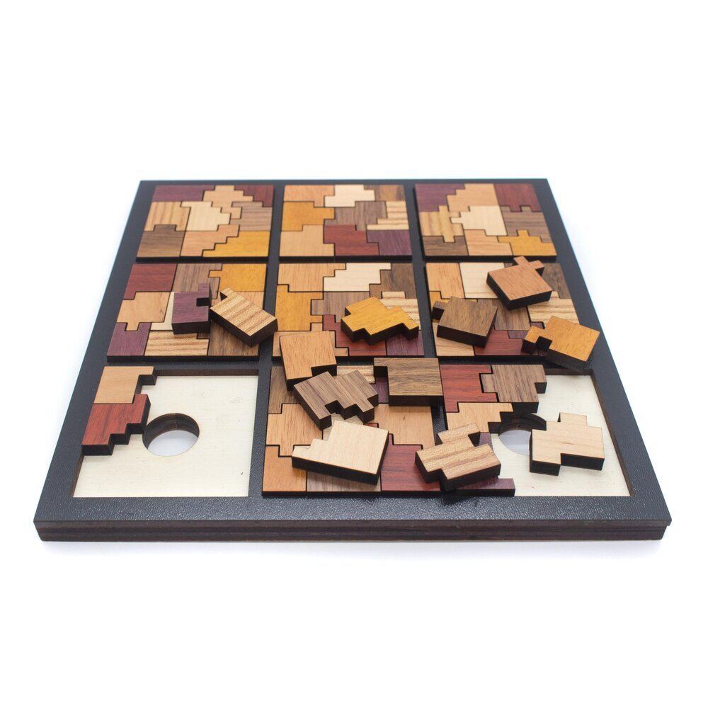CT 9x9 - Casse - tête en bois - Rouge et Noir