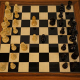 Ensemble Français Chavet - Bords palissandre laqué - Ensemble d’échecs classique - Rouge et Noir