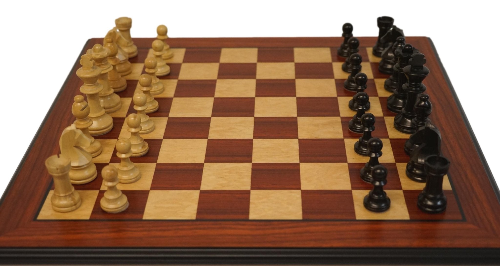 Ensemble Français Chavet - Frêne cendré / Padouk - Ensemble d’échecs classique - Rouge et Noir