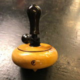 Toupie en buis à bouton d'ébène - Toupies cadeau bel objet - Rouge et Noir