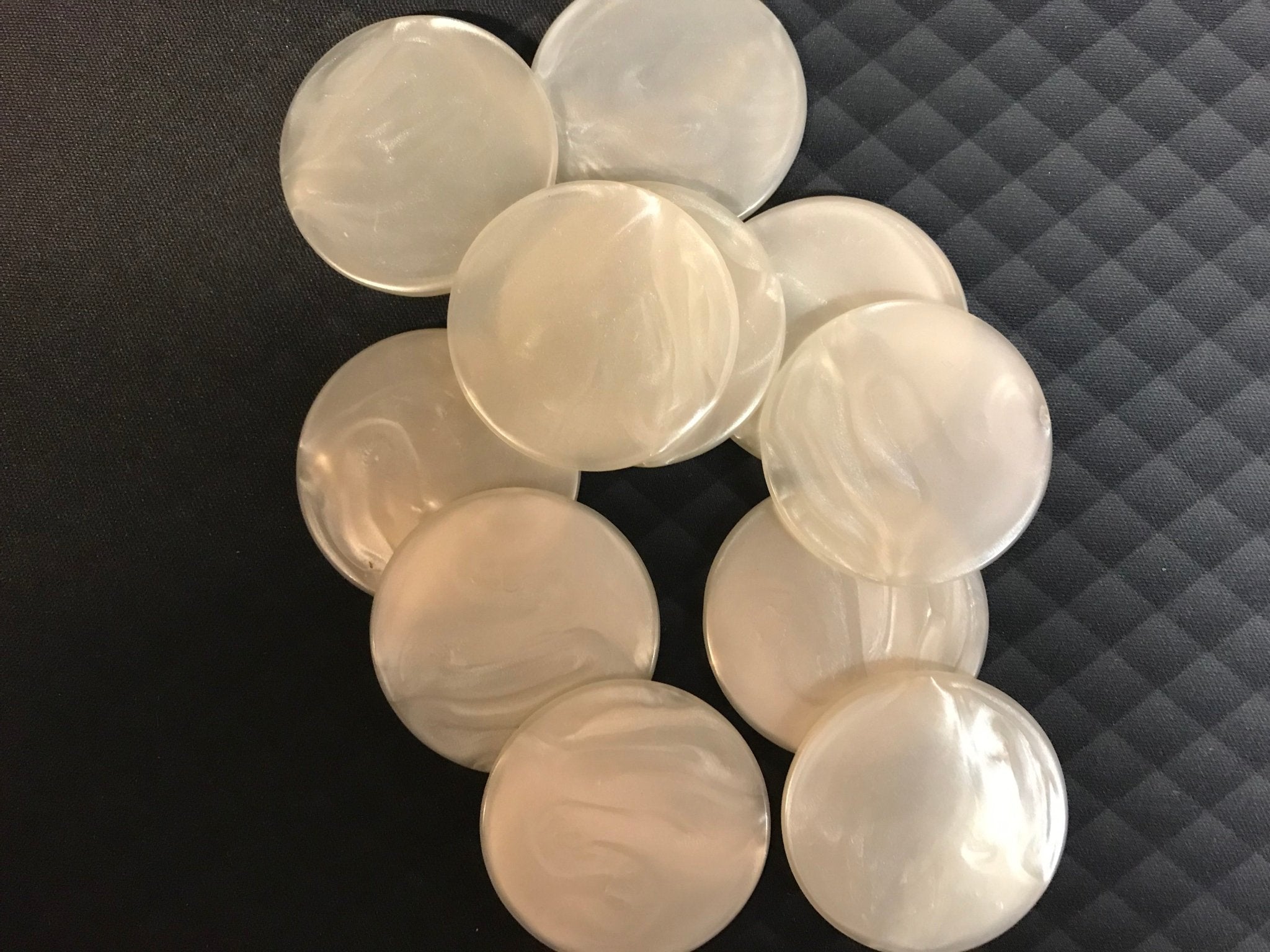 Jetons de 421 marbrés - Blanc - par 25 - jeu de dés coffret de dés - Rouge et Noir