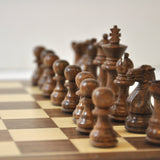 Pièces Ultime - Acacia / Taille 2 - jeu d'échecs pièces d'échecs classiques - Rouge et Noir