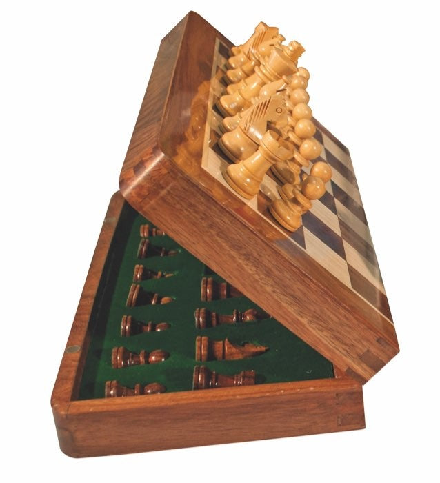 Coffret en bois jeux d'echec et jeu de dames avec plumiers. Spécialiste des  jouets en bois traditionnels