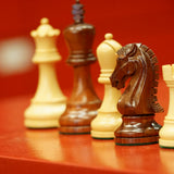 Pièces d'échecs Iroquoises en Bois de rose - Chopra