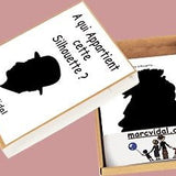 A qui appartient cette silhouette ? - fin de soirée solitaire - Rouge et Noir