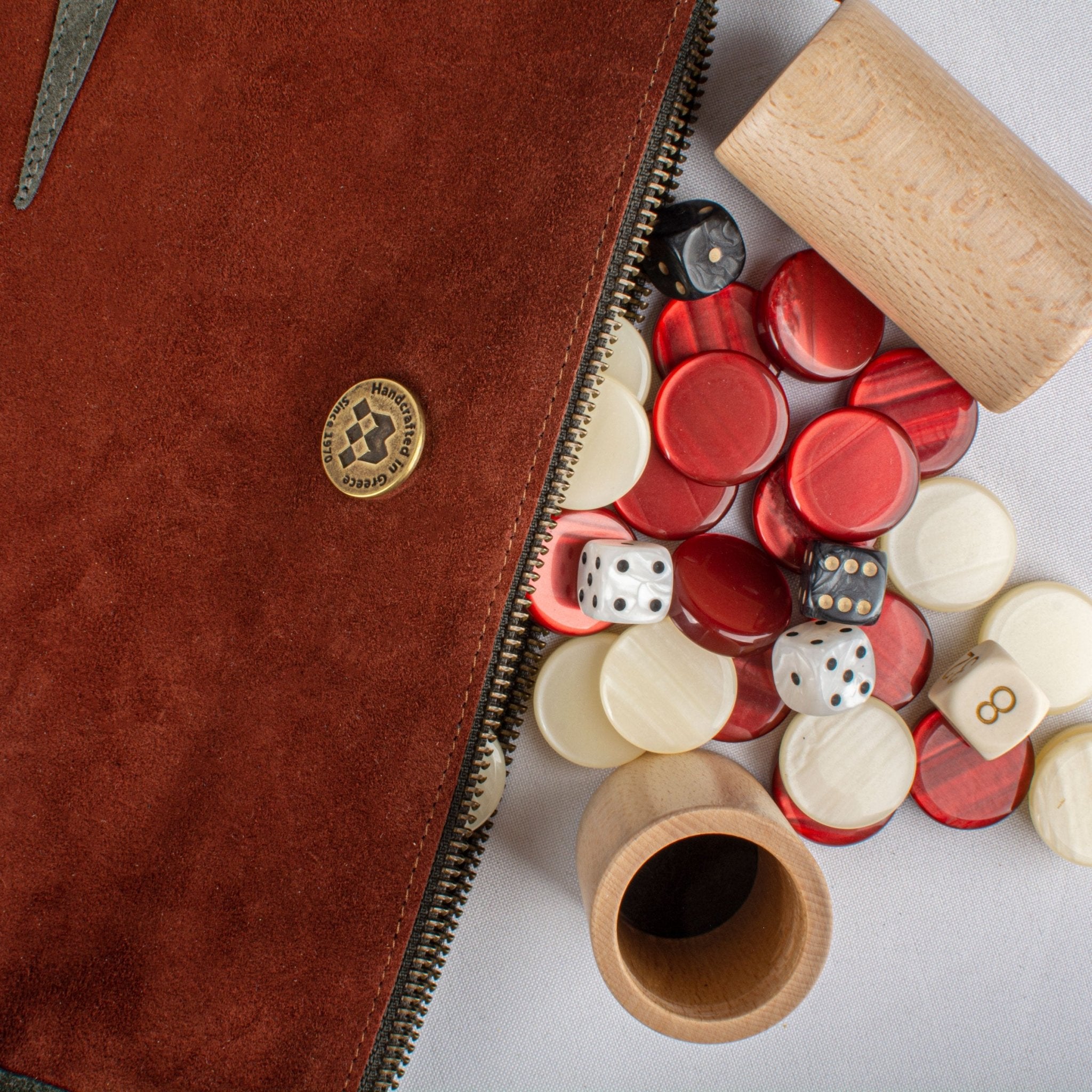 Backgammon de voyage - Roulable - Cuir Rouge - Backgammon en cuir de voyage - Rouge et Noir