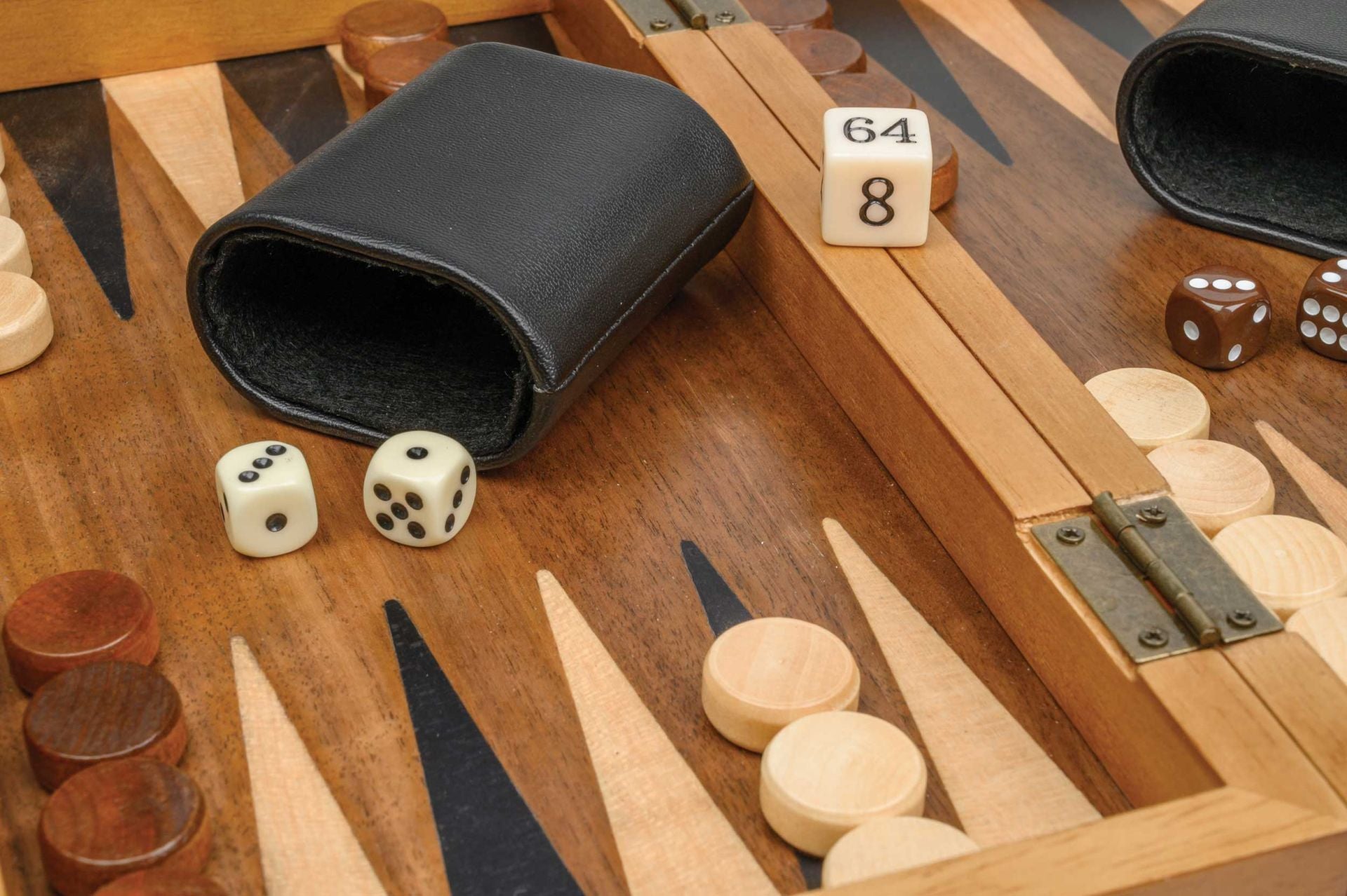 Backgammon noyer - Magnétique - Backgammon de voyage en bois marqueté de voyage - Rouge et Noir