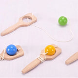 Bilboraquette - Jeu d'adresse en bois cadeau - 12a - Rouge et Noir