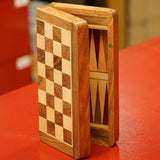 Ensemble jeu d'échecs et Backgammon - Coffre pliant - Magnétique - Coffre d'échecs et jeu d'échecs de voyage cadeau -12a - Rouge et Noir