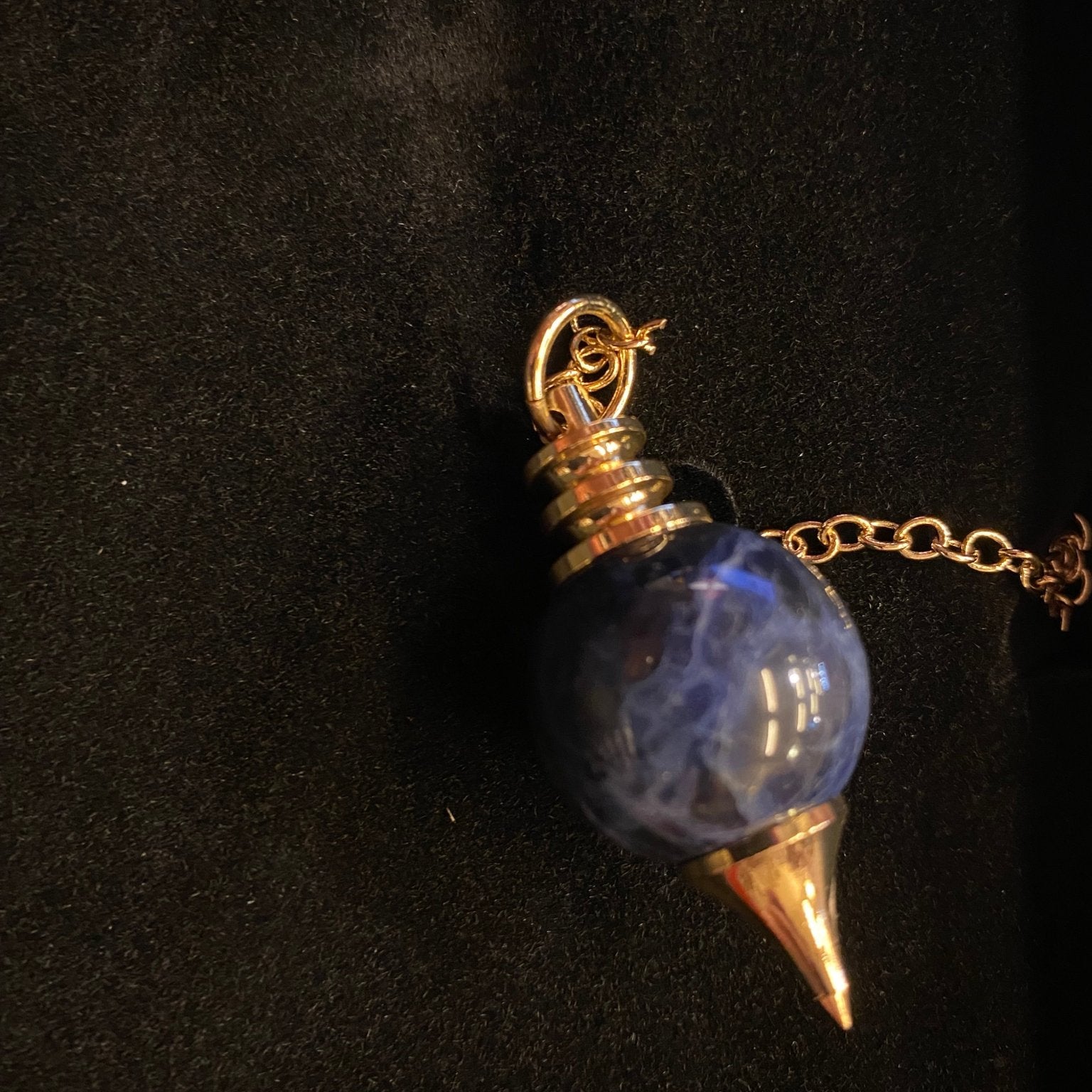 Pendule Sephoroton - Sodalite - Pendule divinatoire - Rouge et Noir