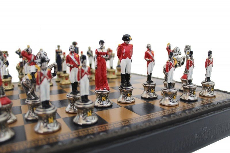 Pièces Napoléon - Métal peint à la main - Pièces d’échecs décoratives figuratives - Rouge et Noir