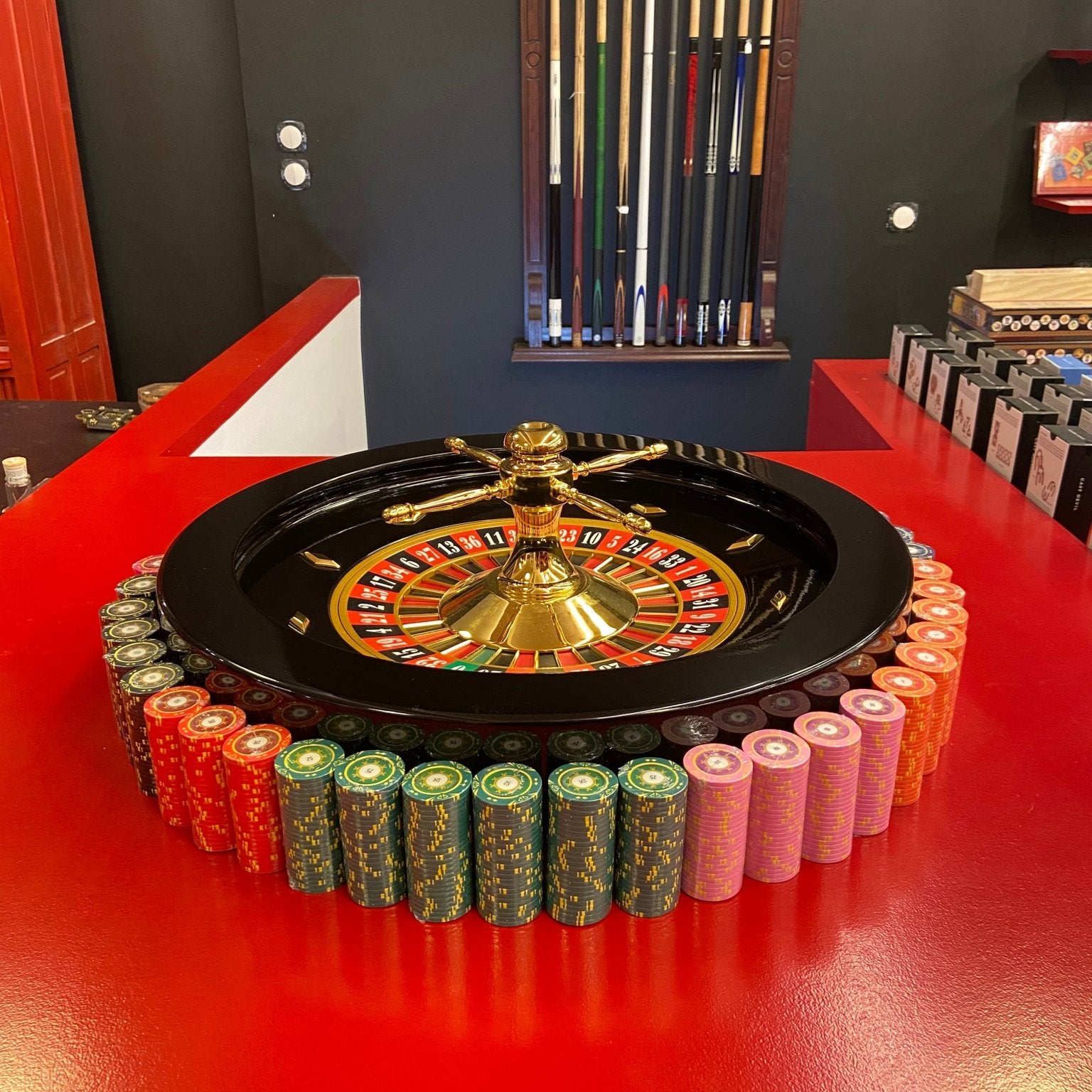 Roulette Romagnoli - Acajou - 60 cm - roulette simple en bois cadeau bel objet - Rouge et Noir