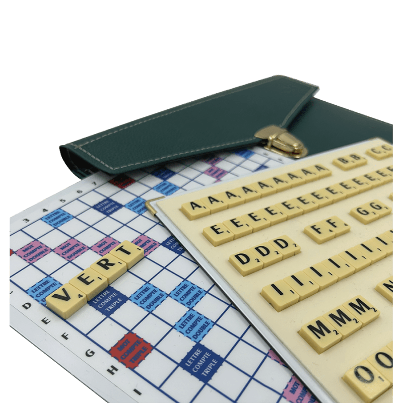 Scrabble Cuir Vegan - Magnétique - Vert - Jeux de Lettres et de Chiffres cadeau bel objet - Rouge et Noir